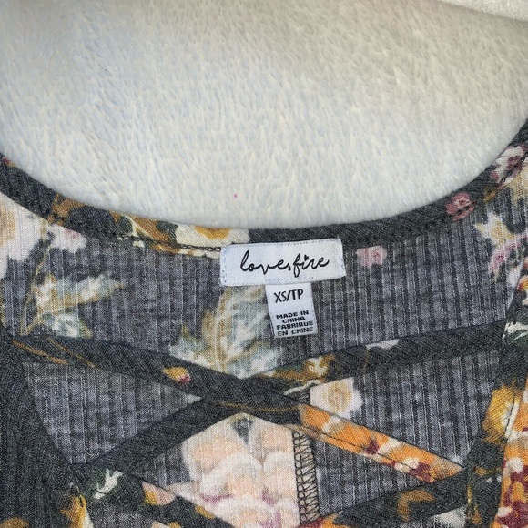 Cute Floral Dress - Picture 2 of 2